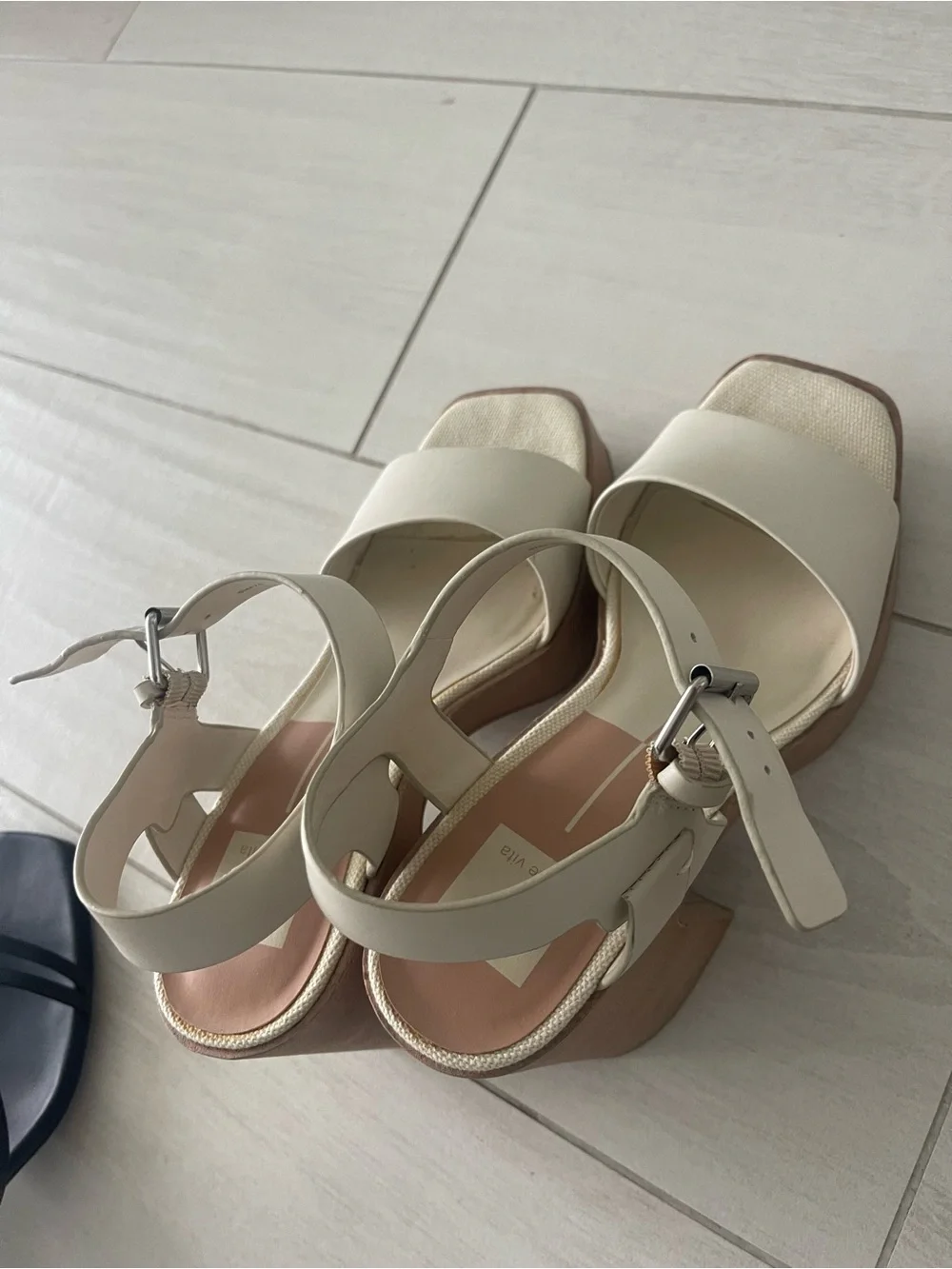 Dolce Vita - Cream Platform Sandals with Wood-Effect Heel